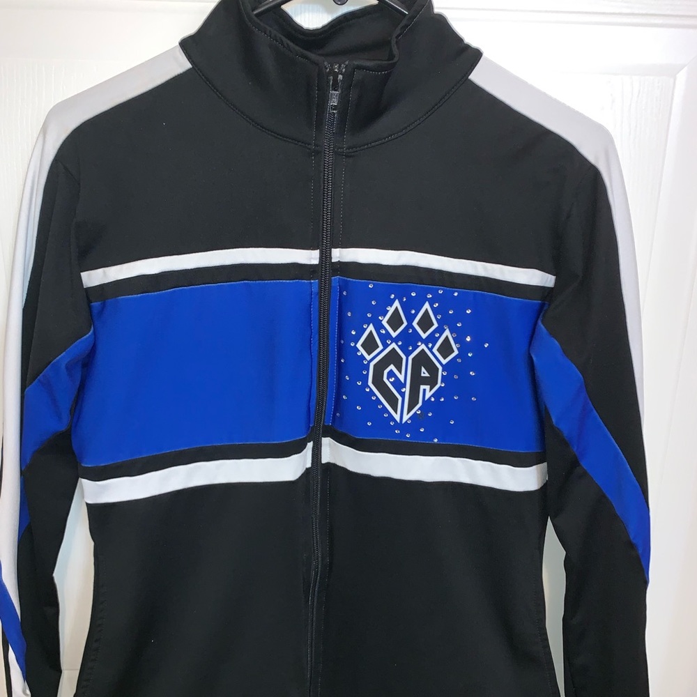 Cheer Athletics warmup